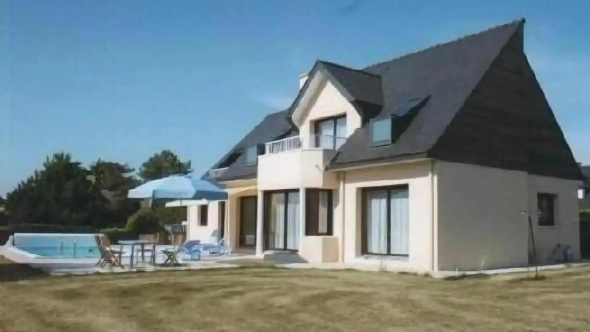 Villa Spacieuse A Concarneau Avec Piscine Privee Frankreich